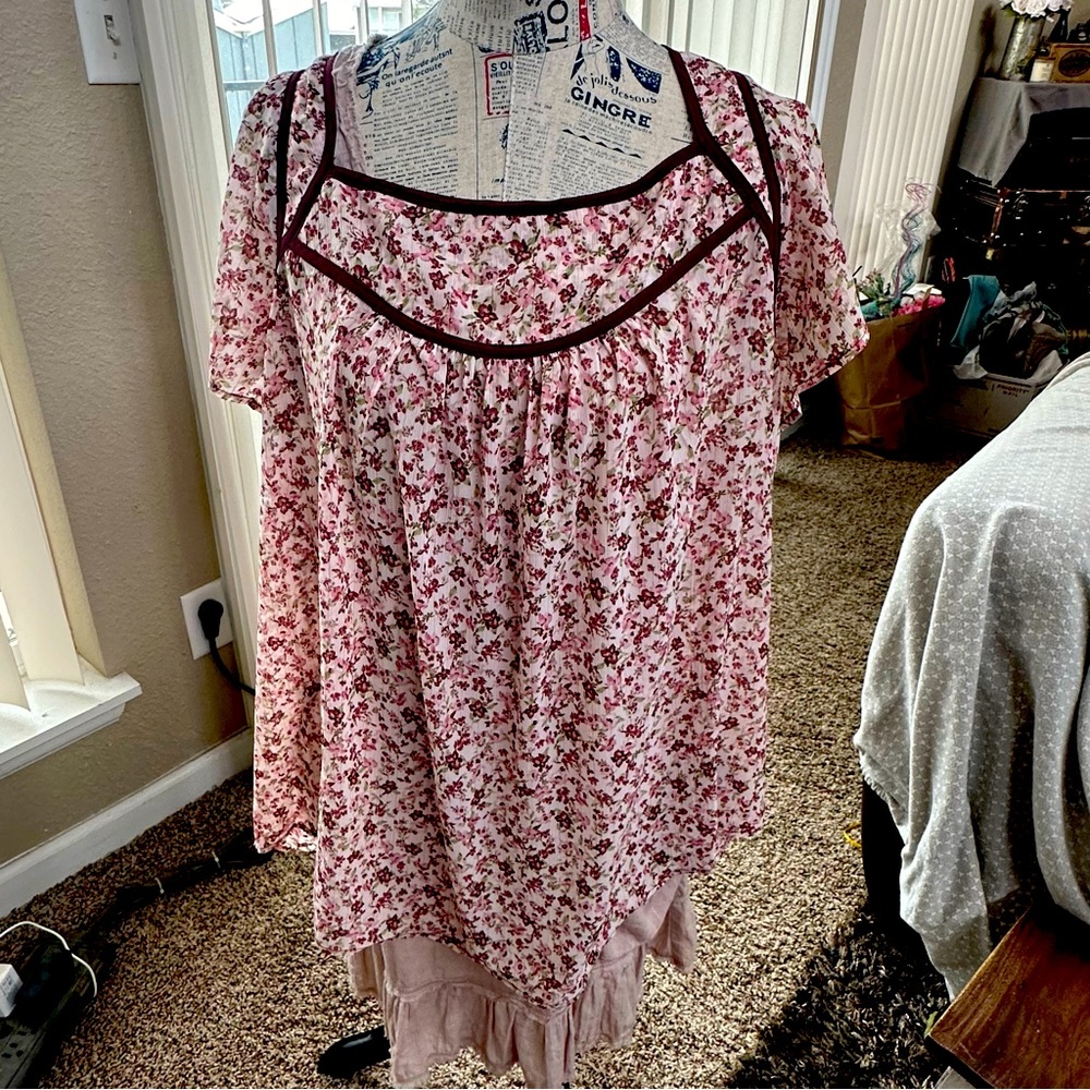 NWOT-Torrid Crinkle Chiffon Flutter Sleeve Boho Top - Picture 4 of 11